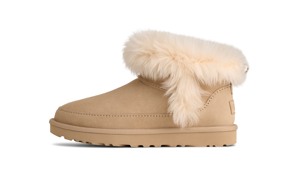 UGG Classic Ultra Mini Chalet Boot Sandcastle (Women's)