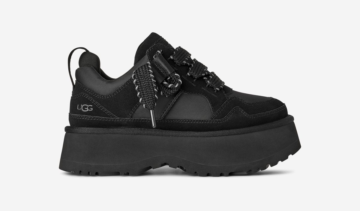 UGG Astromel Black (Women's)