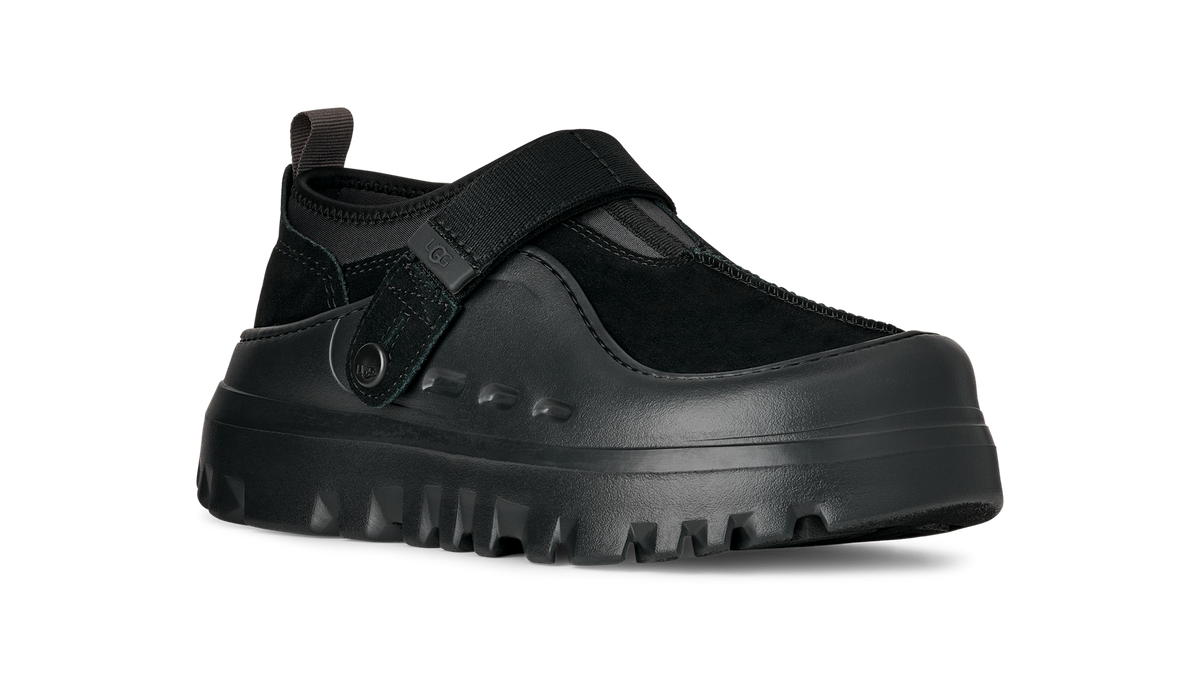 UGG PeakMod Lowcut Black