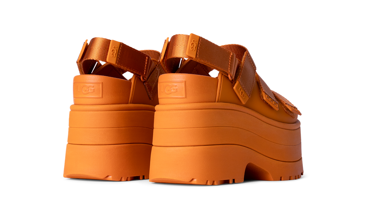 UGG GoldenRise Platform Sandals Dark Apricot (Women's)