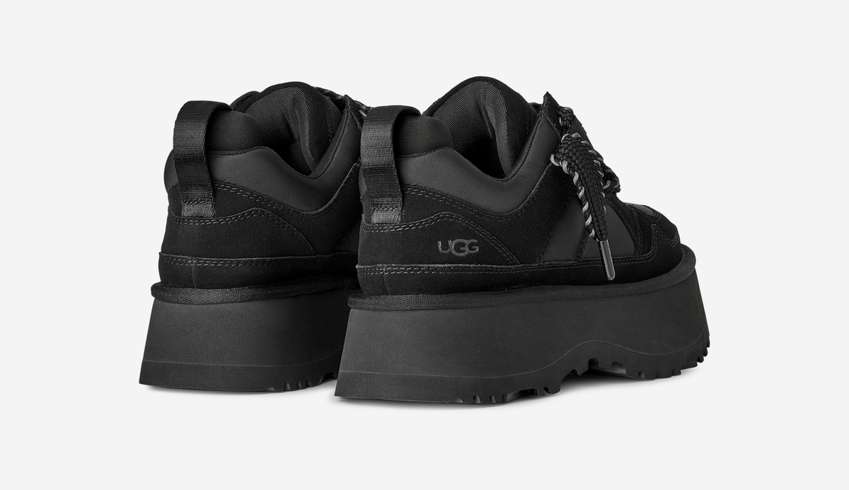 UGG Astromel Black (Women's)