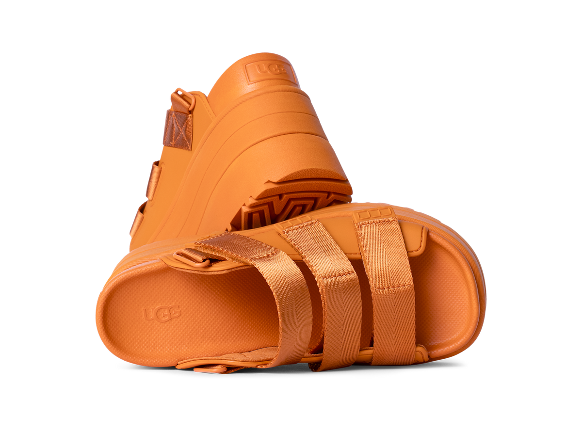 UGG GoldenRise Platform Sandals Dark Apricot (Women's)