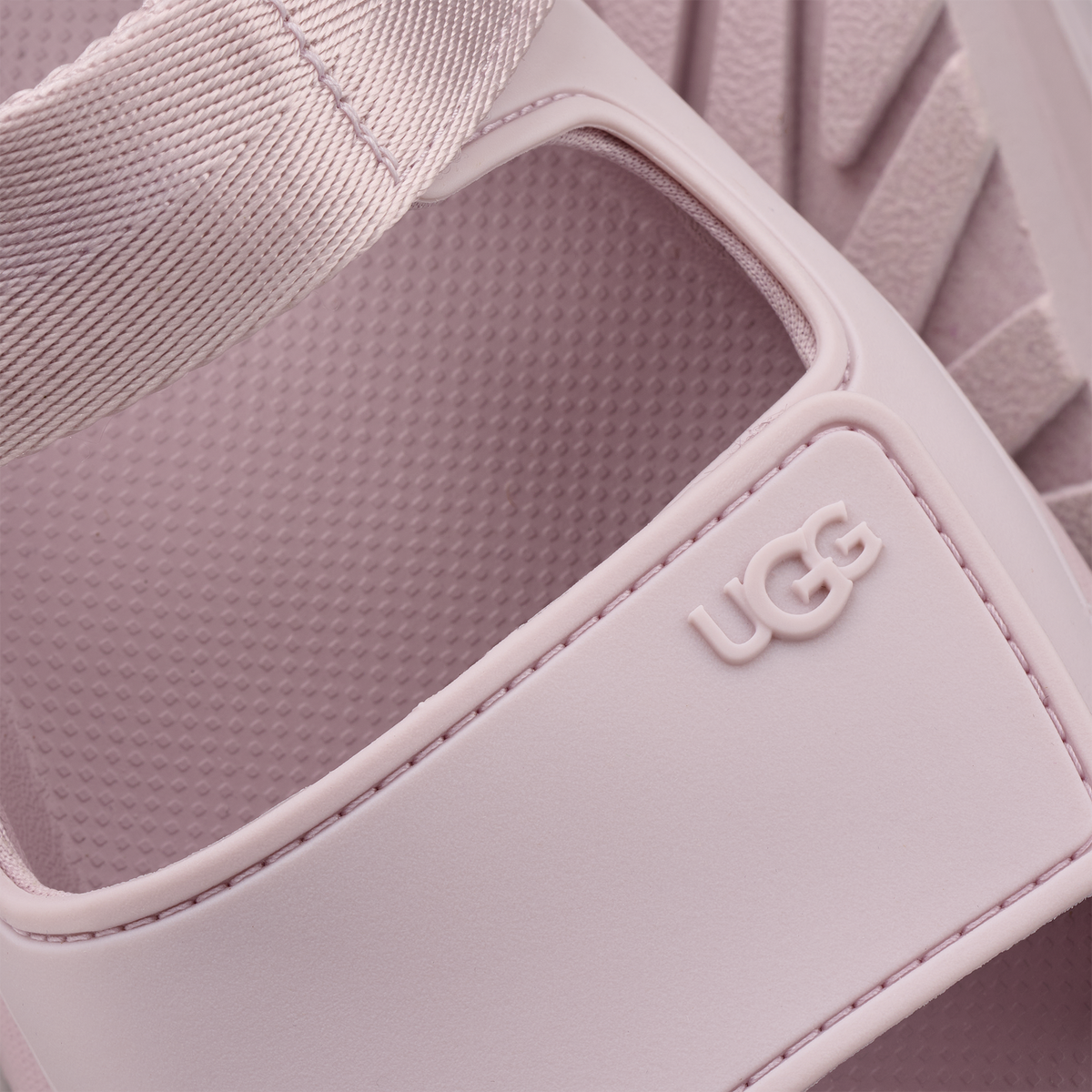 UGG GoldenGlow Sandal Bay Fog (Women's)