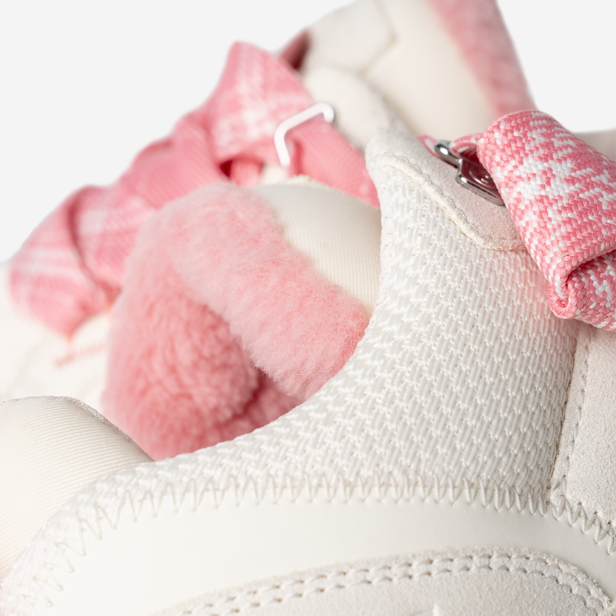 UGG Lowmel Love '25 Jasmine Tropical Pink (Kids) | 1172390K-JNT