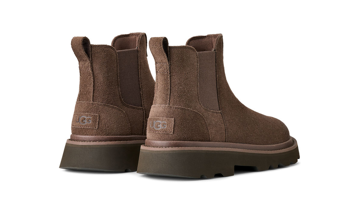 UGG Chelsea Lug Boot Molasses