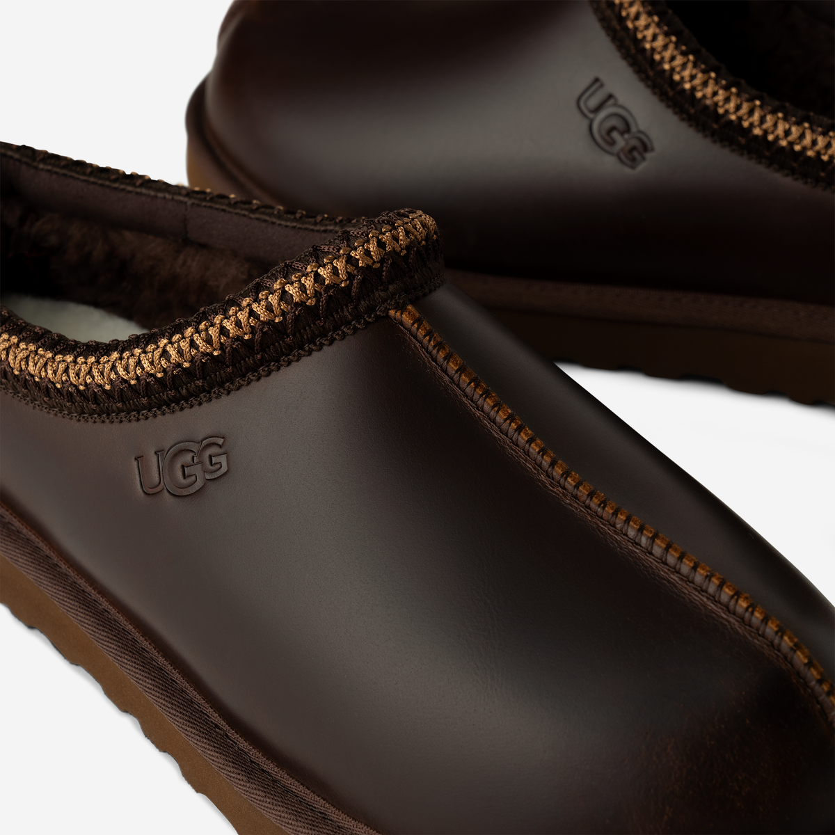 UGG Tasman LTHR Regen Slipper Ironwood | 1163890-IWD