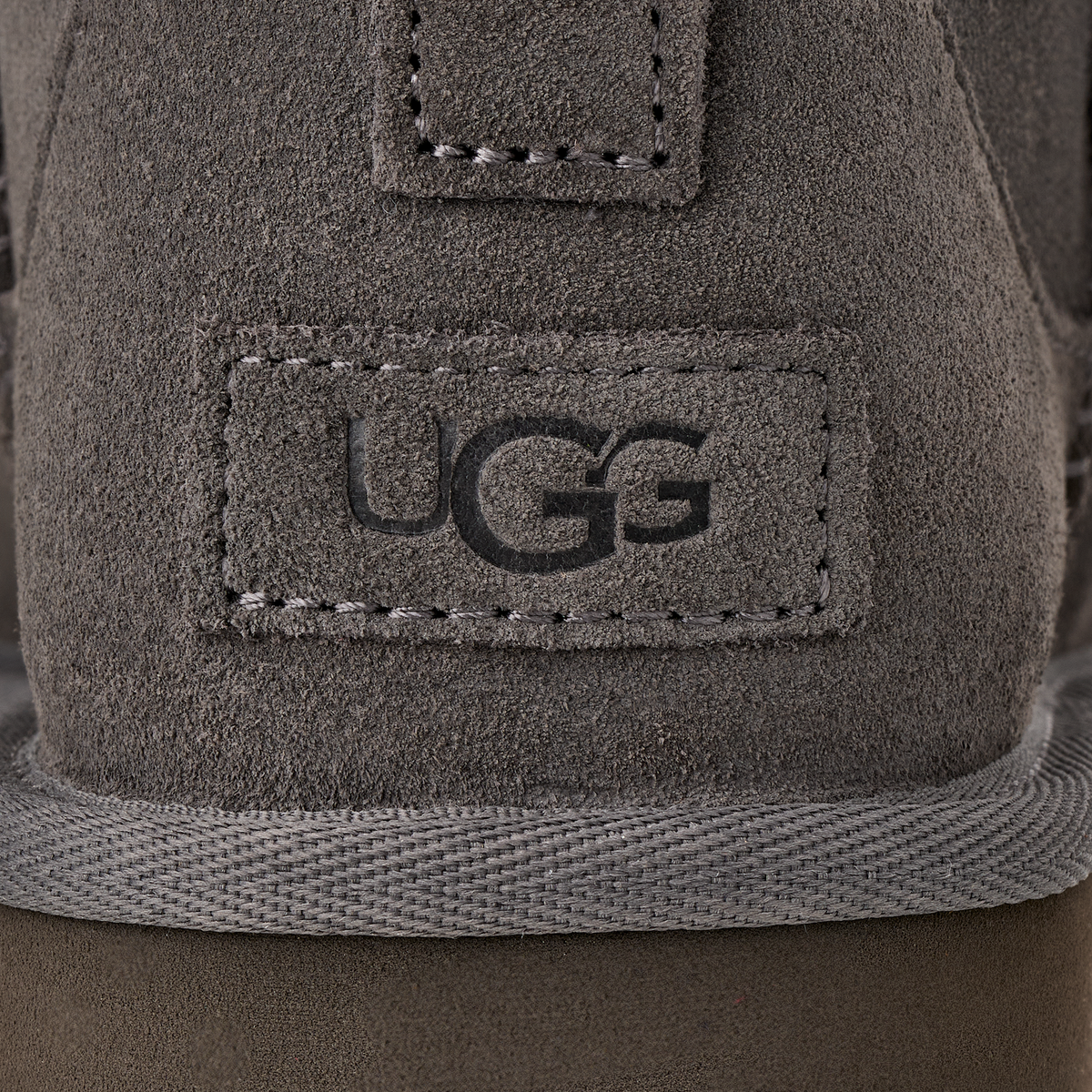 UGG Classic Ultra Mini Platform Boot Charcoal (Women's) | 1135092-CHRC