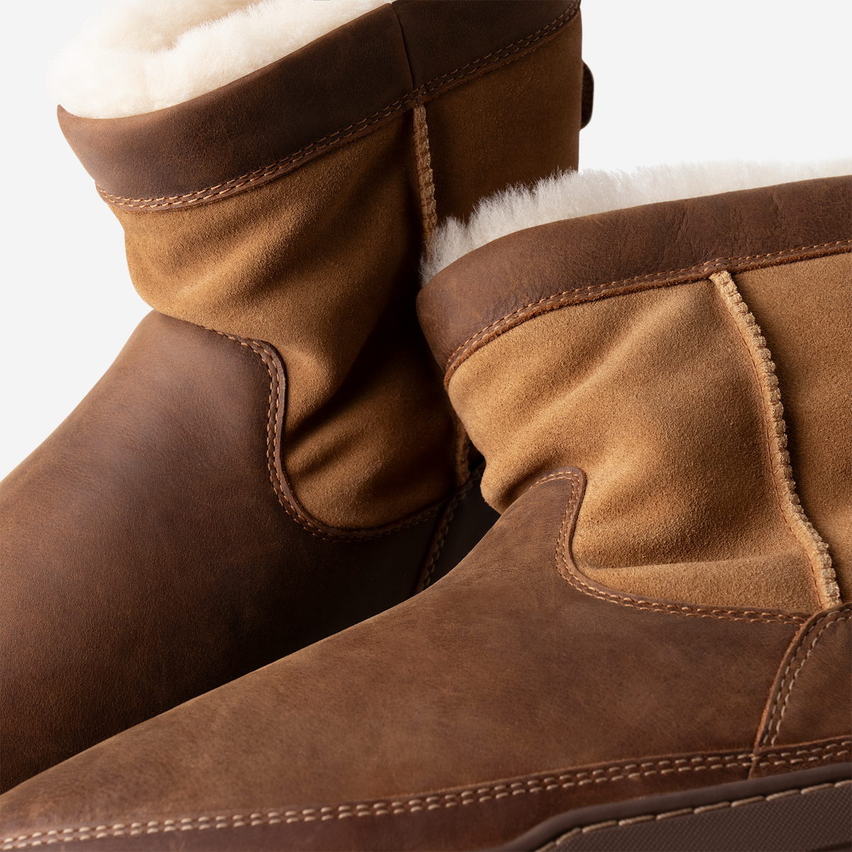 UGG Heritage Pull-On TrailGazer Boot Chestnut | 1158213-CHE