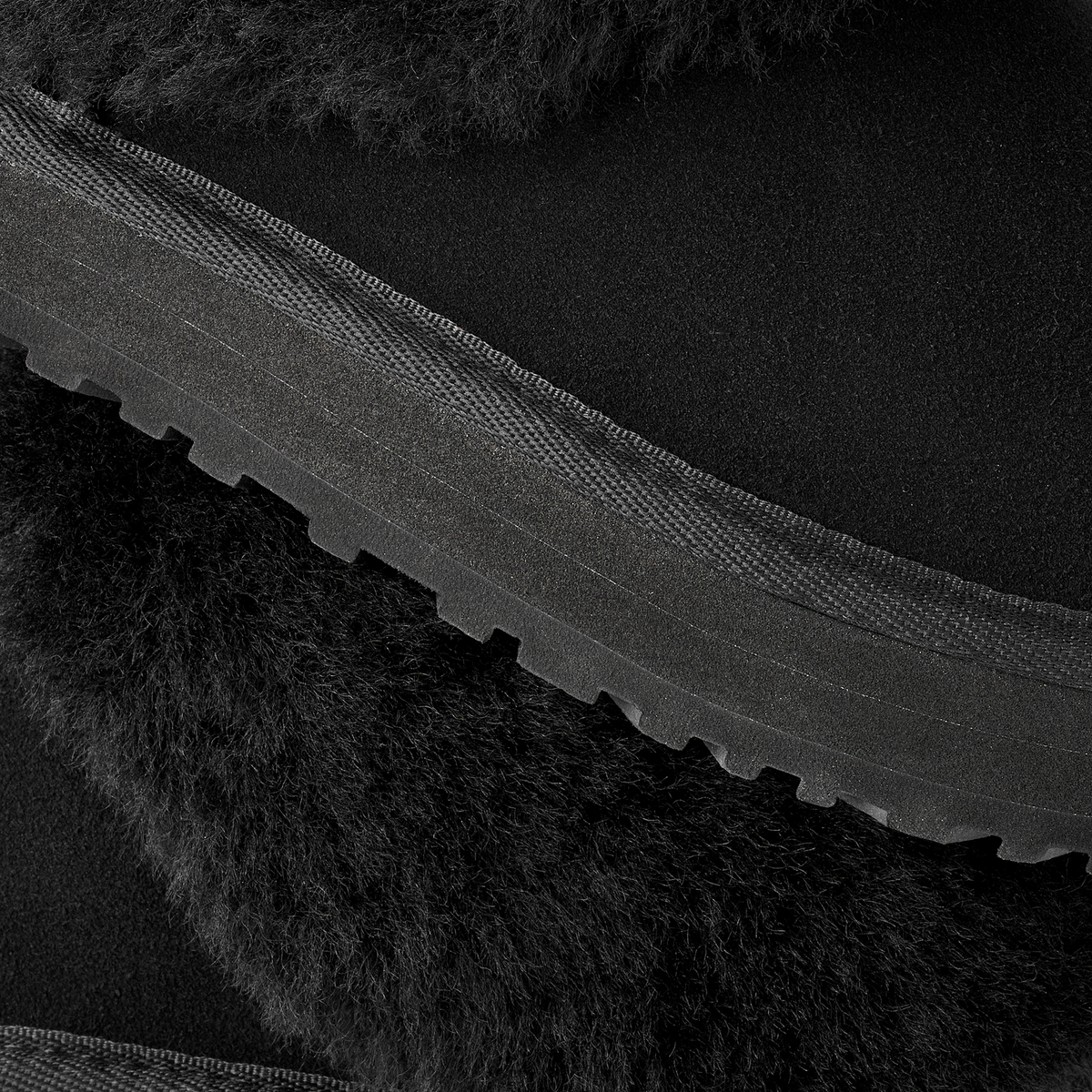 UGG Tazzelle Slipper Black (Kids)