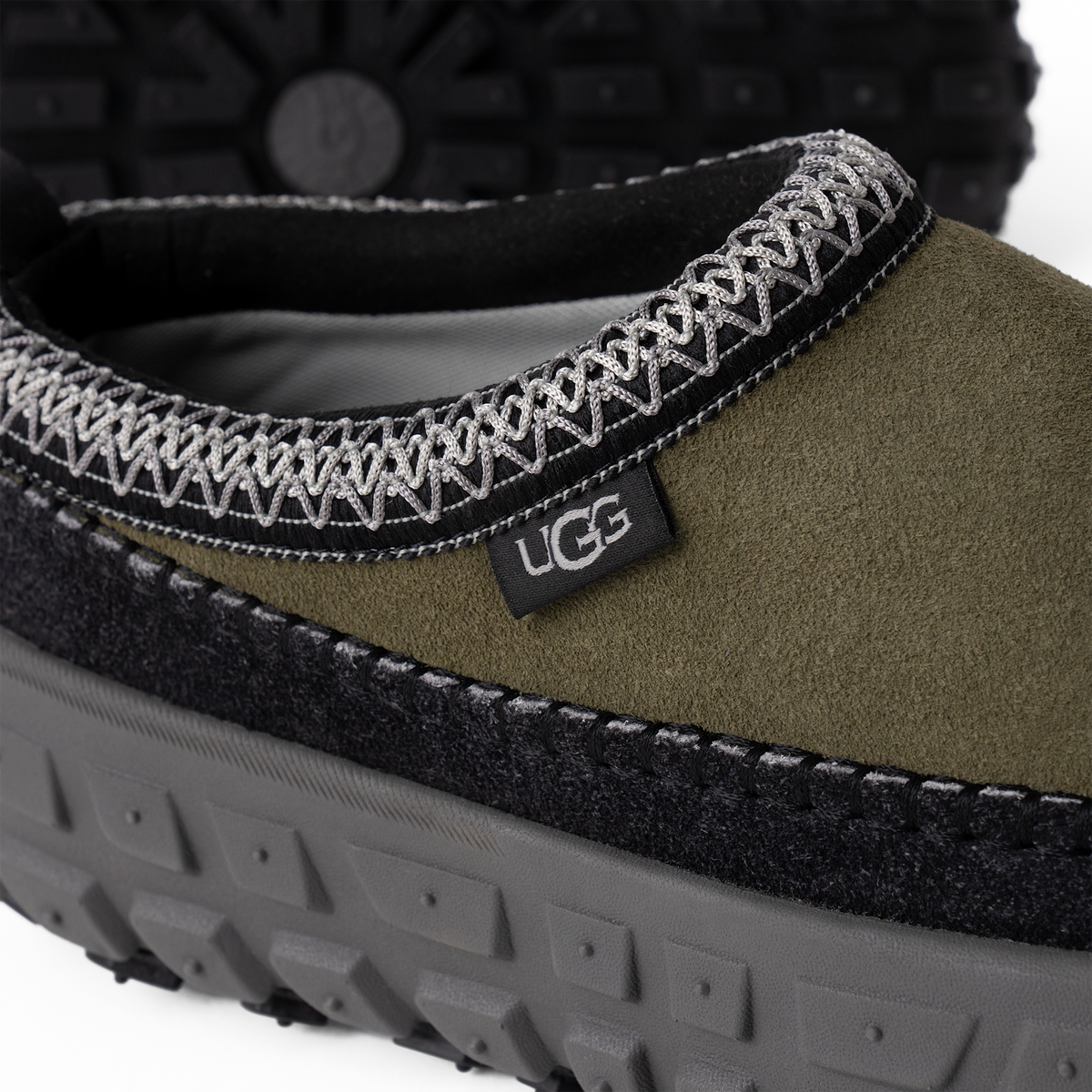 UGG Venture Daze Burnt Olive Charcoal