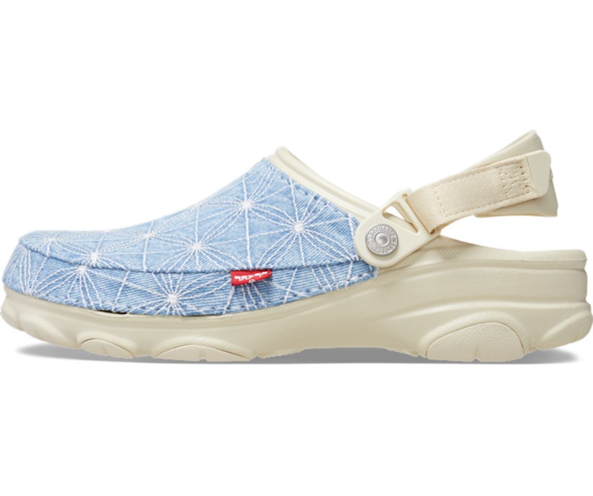 Crocs Classic All-Terrain Clog Levi's Sashiko Light Wash
