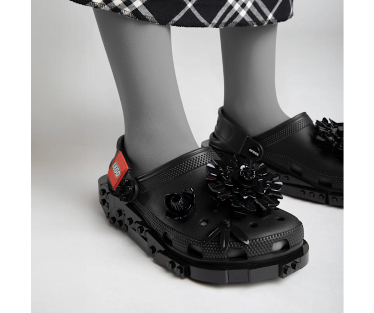 Crocs Midnight Garden Clog LEGO Black