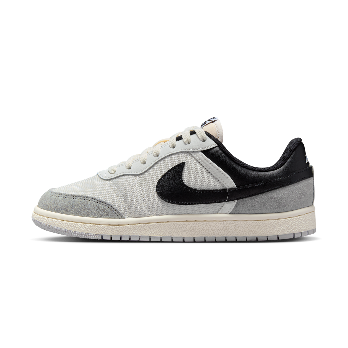 Jordan Skyline Low White Black Light Smoke Grey (Women's)