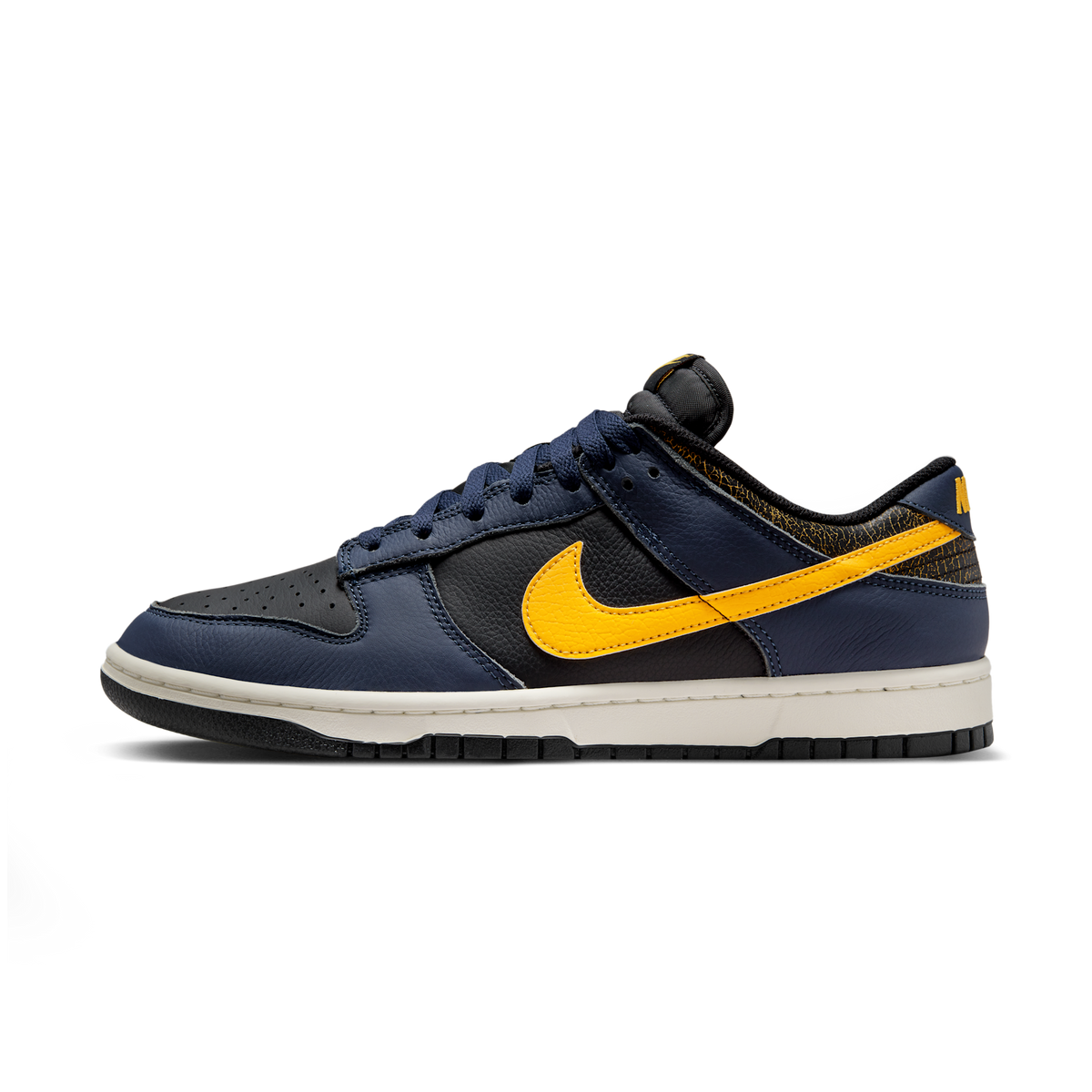 Nike Dunk Low Vintage Michigan | FZ4014-010