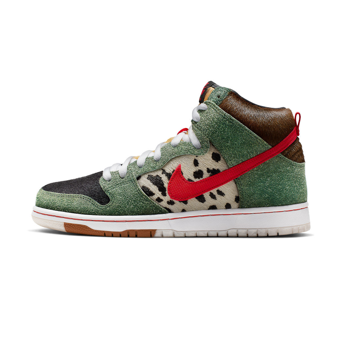 Nike SB Dunk High Dog Walker | BQ6827-300
