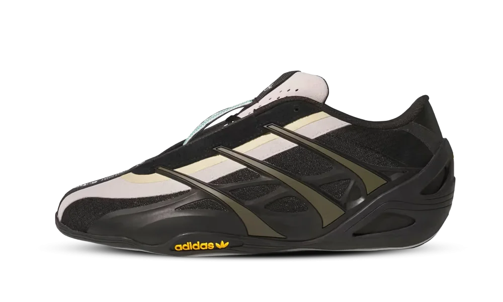 Adiracer GT Mercedes AMG Bad Bunny