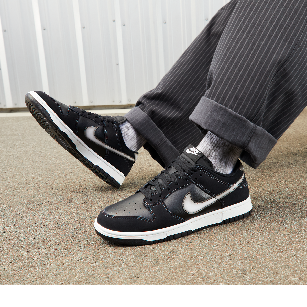 Nike Dunk Low Airbrush Swoosh Black | FD6923-001