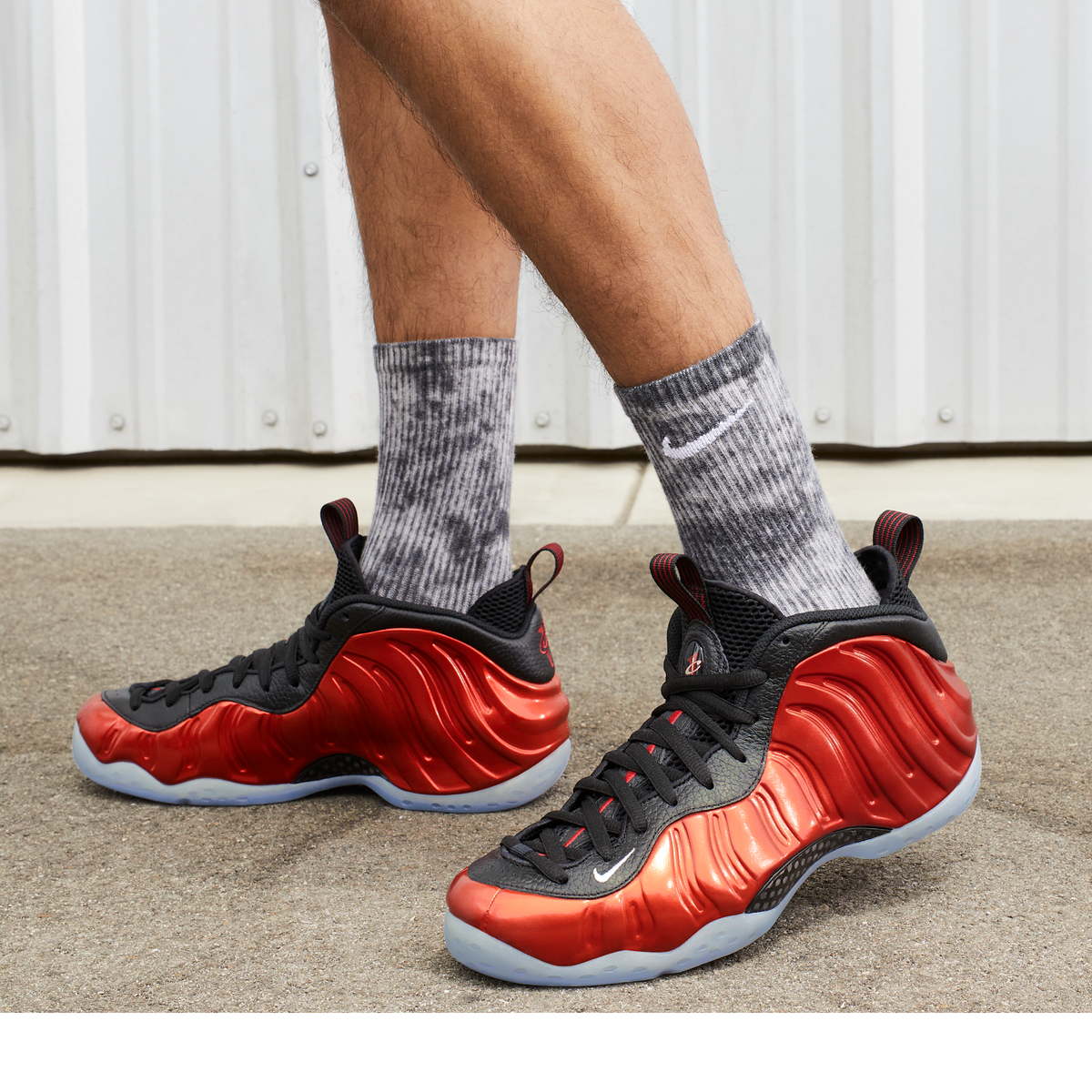 Nike Air Foamposite One Metallic Red (2023)