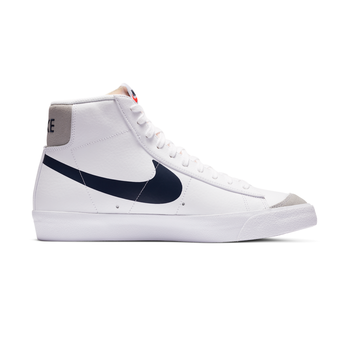 Nike Blazer Mid 77 Vintage Reverse Logo | DA4651-100