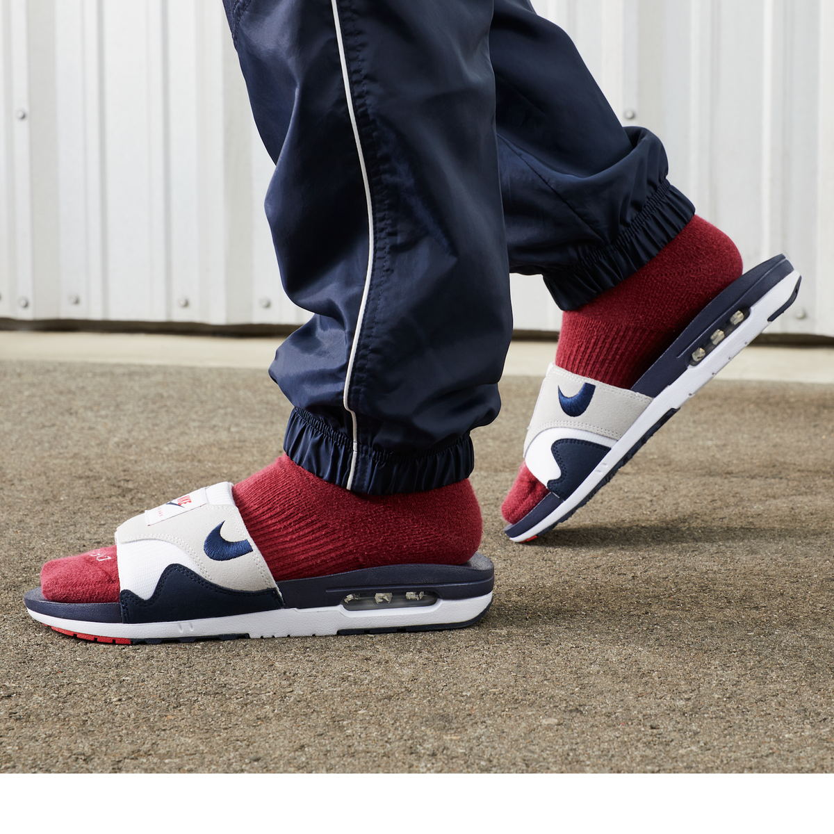 Nike Air Max 1 Slide Obsidian University Red