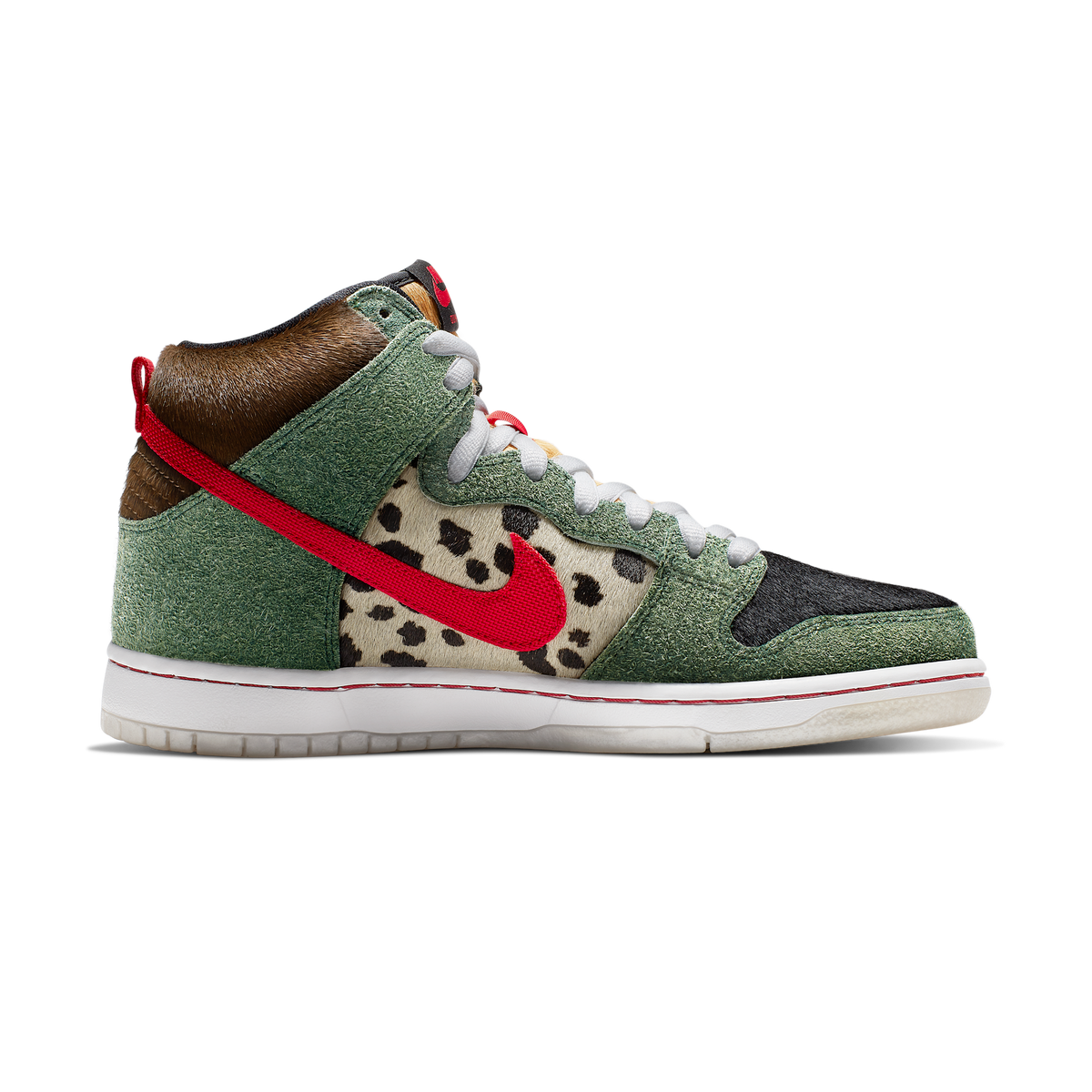 Nike SB Dunk High Dog Walker | BQ6827-300