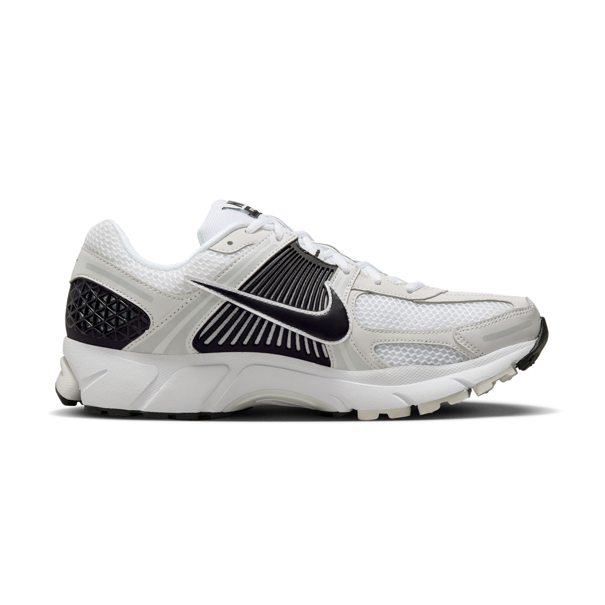 Nike Zoom Vomero 5 White Black