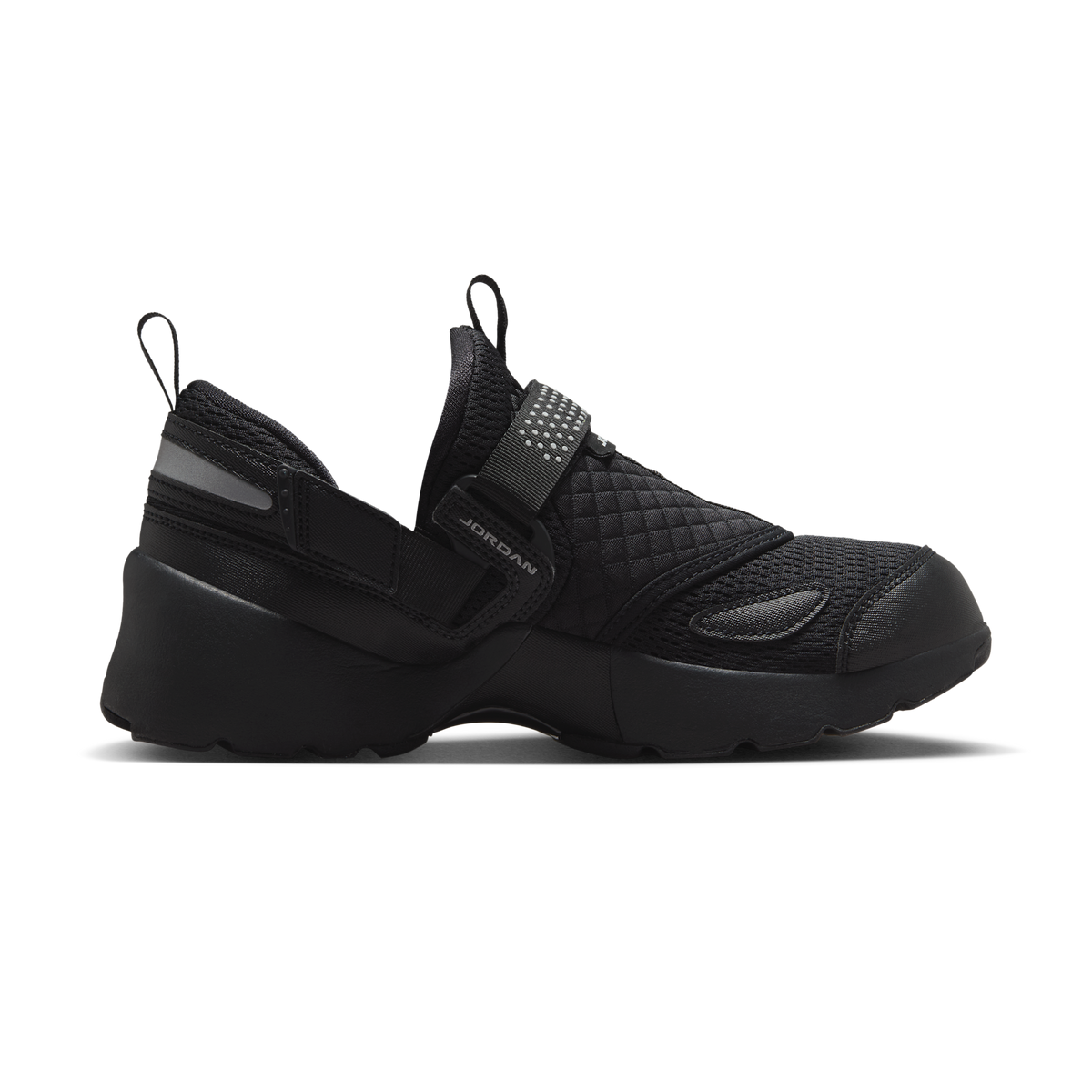 Jordan Trunner LX Triple Black (Women's)
