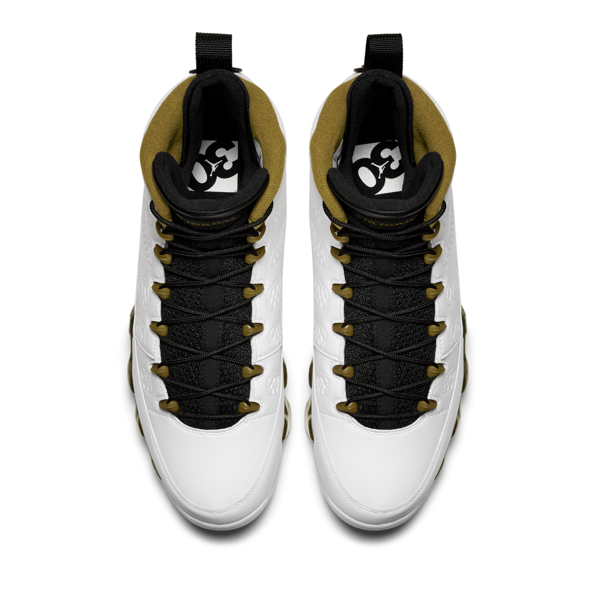 Jordan 9 Retro Statue