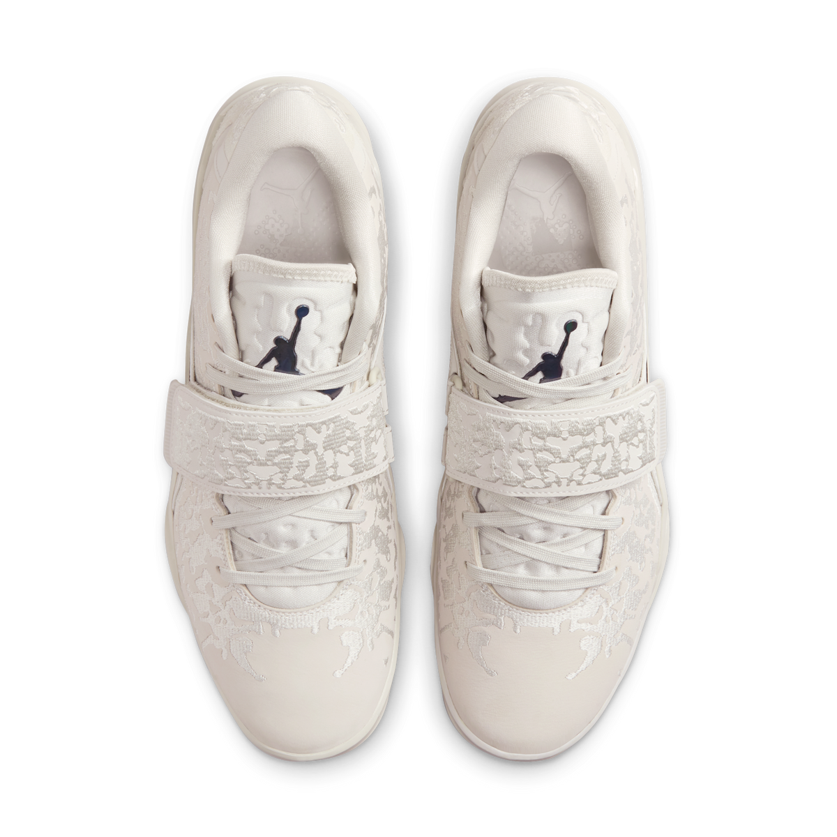 Jordan Zion 3 SE M.U.D. Light Bone