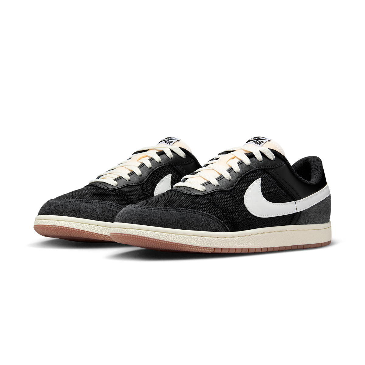 Jordan Skyline Low Black Summit White