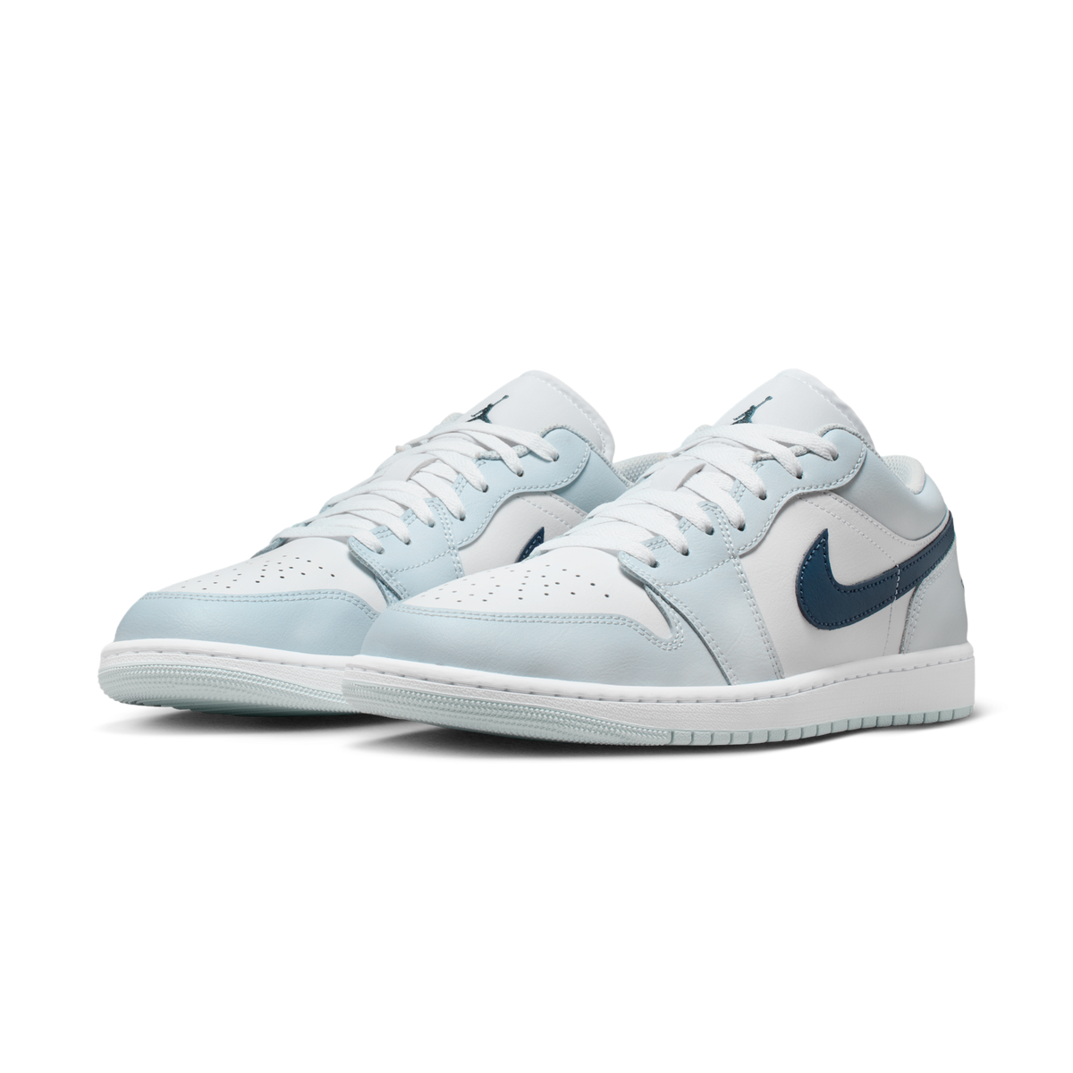 Jordan 1 Low Aura Squadron Blue