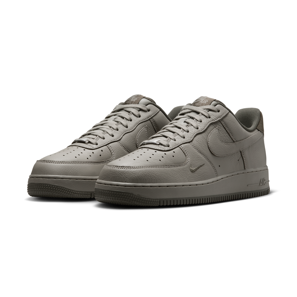 Nike Air Force 1 Low '07 LV8 Light Army Cargo Khaki