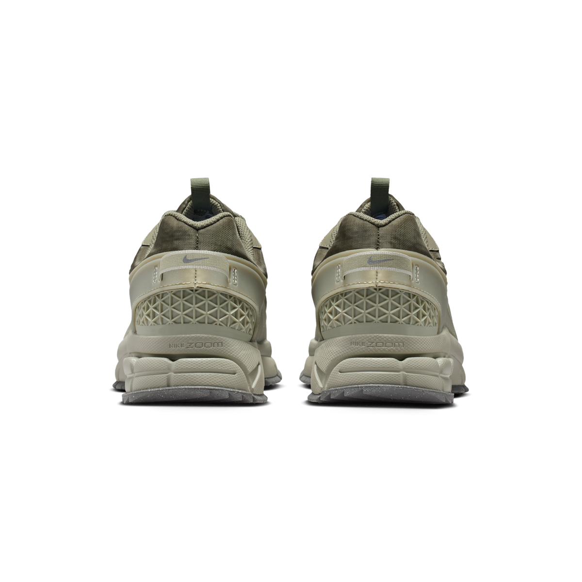 Nike Zoom Vomero 5 Roam Silver Sage Spruce Fog