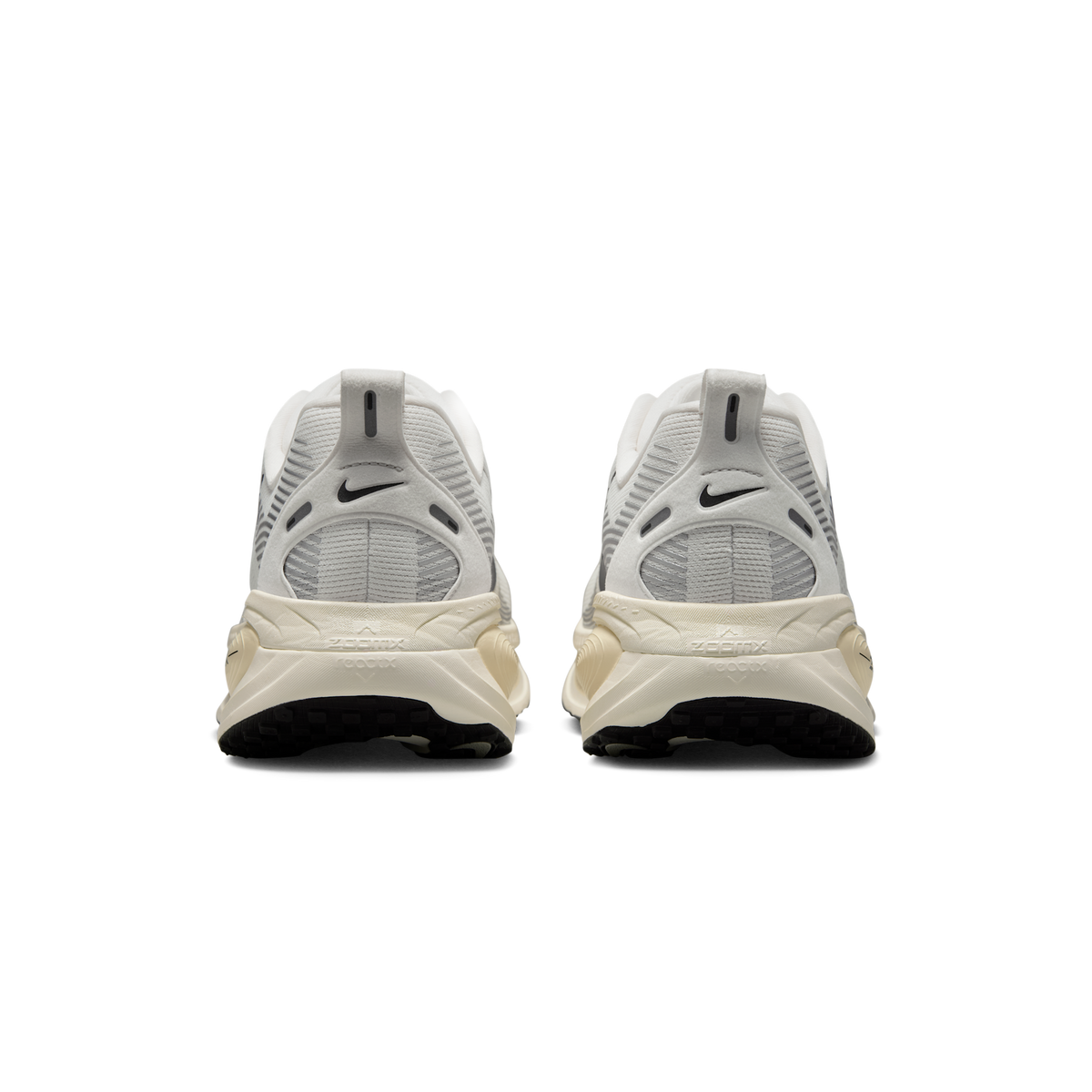 Nike Vomero 18 Summit White Coconut Milk
