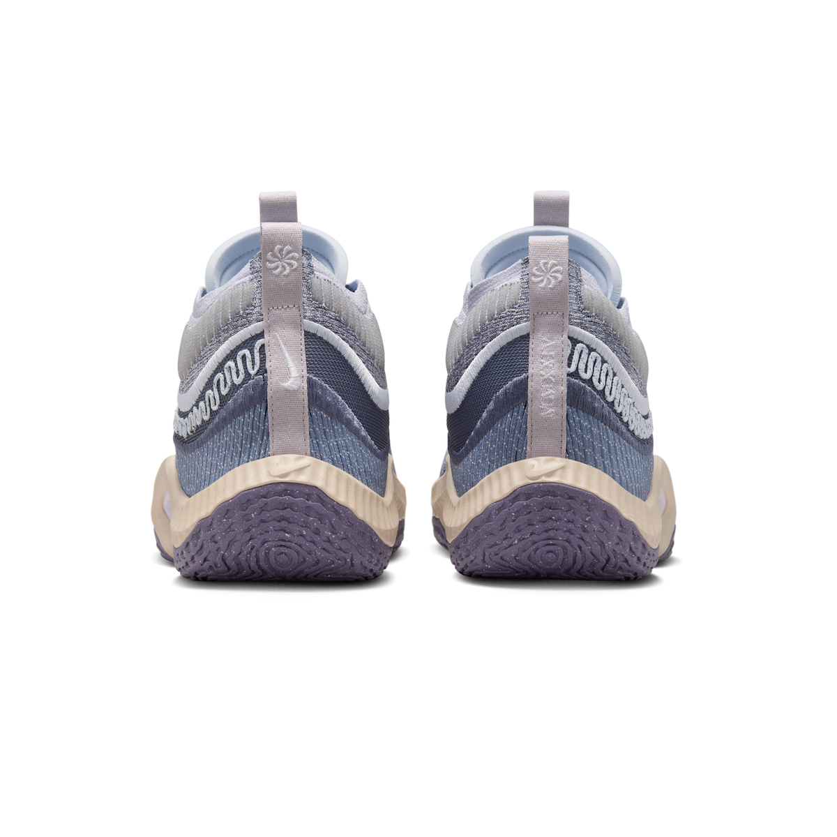 Nike Cosmic Unity 3 Be True To Her School