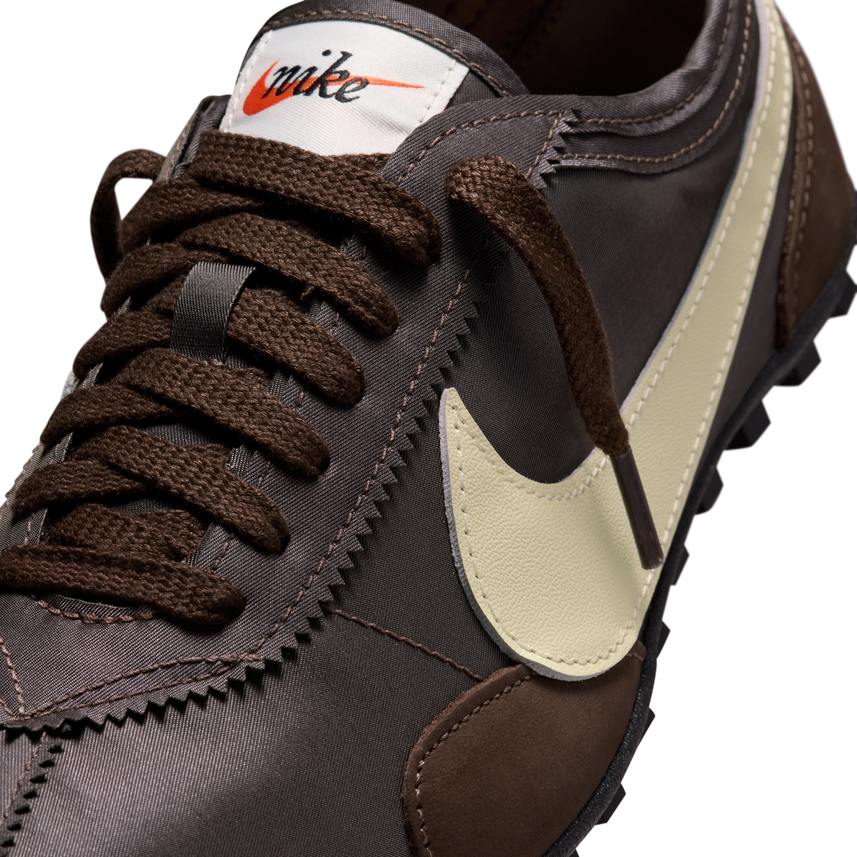 Nike Moon Shoe Baroque Brown Cashmere (Women's)