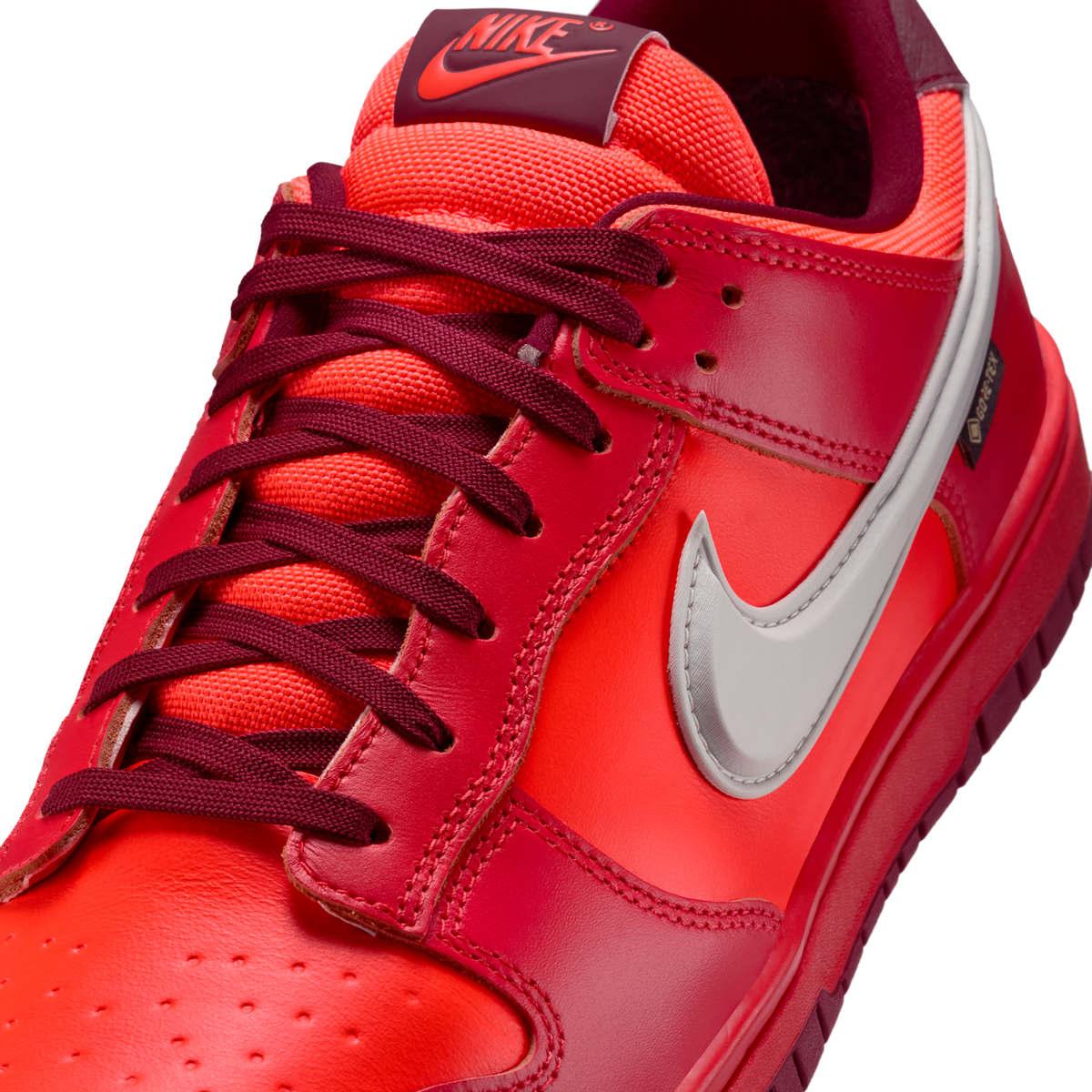 Nike Dunk Low Gore-Tex Crimson | HQ2053-800