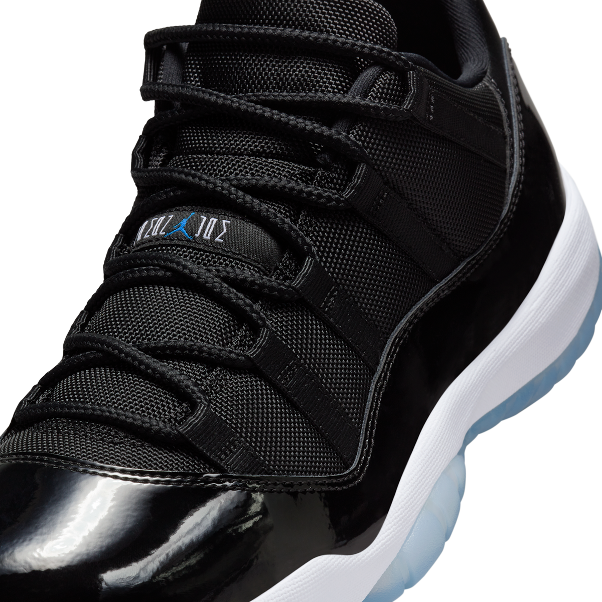 Jordan 11 Retro Low Space Jam