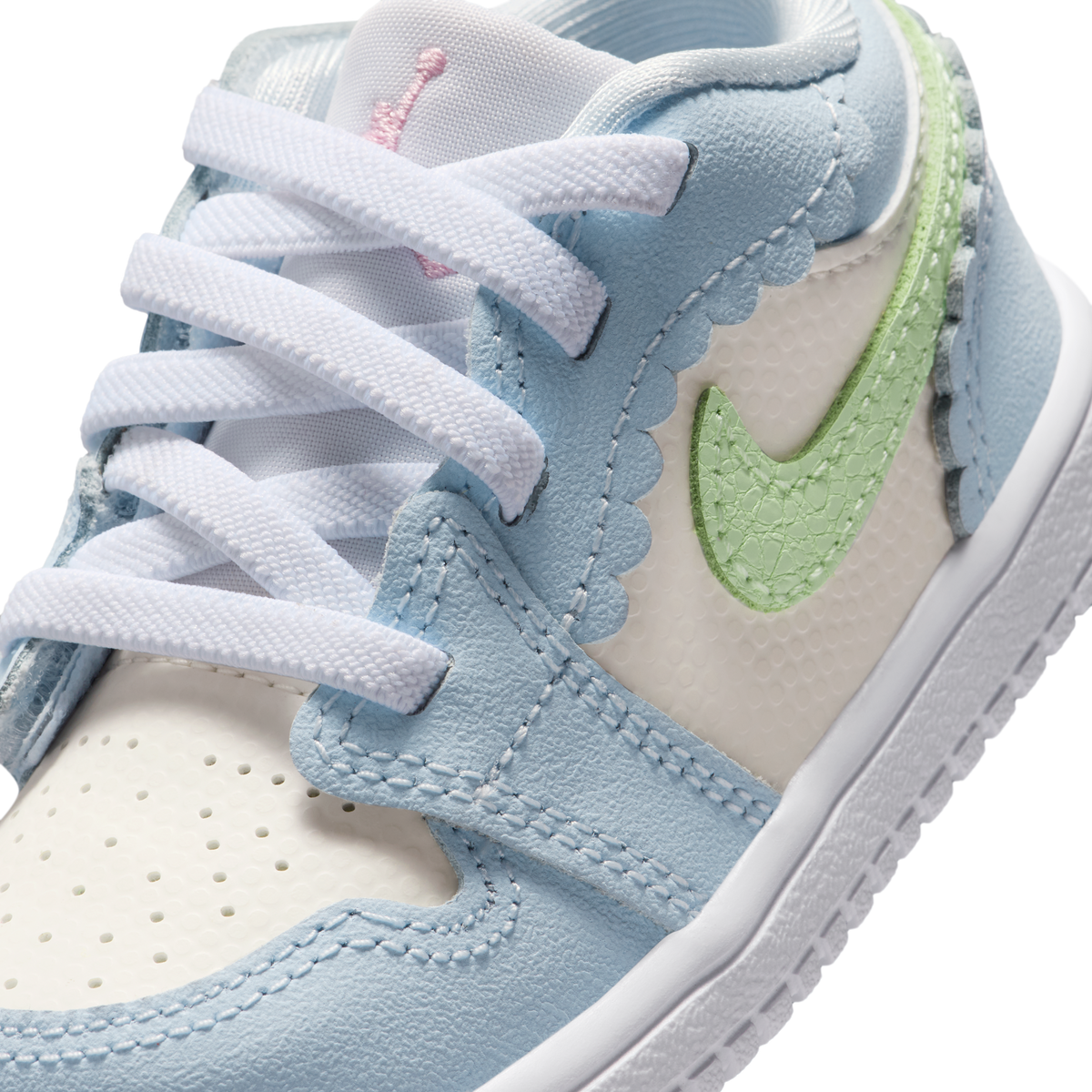 Jordan 1 Low ALT SE Love Is In The Air (TD)
