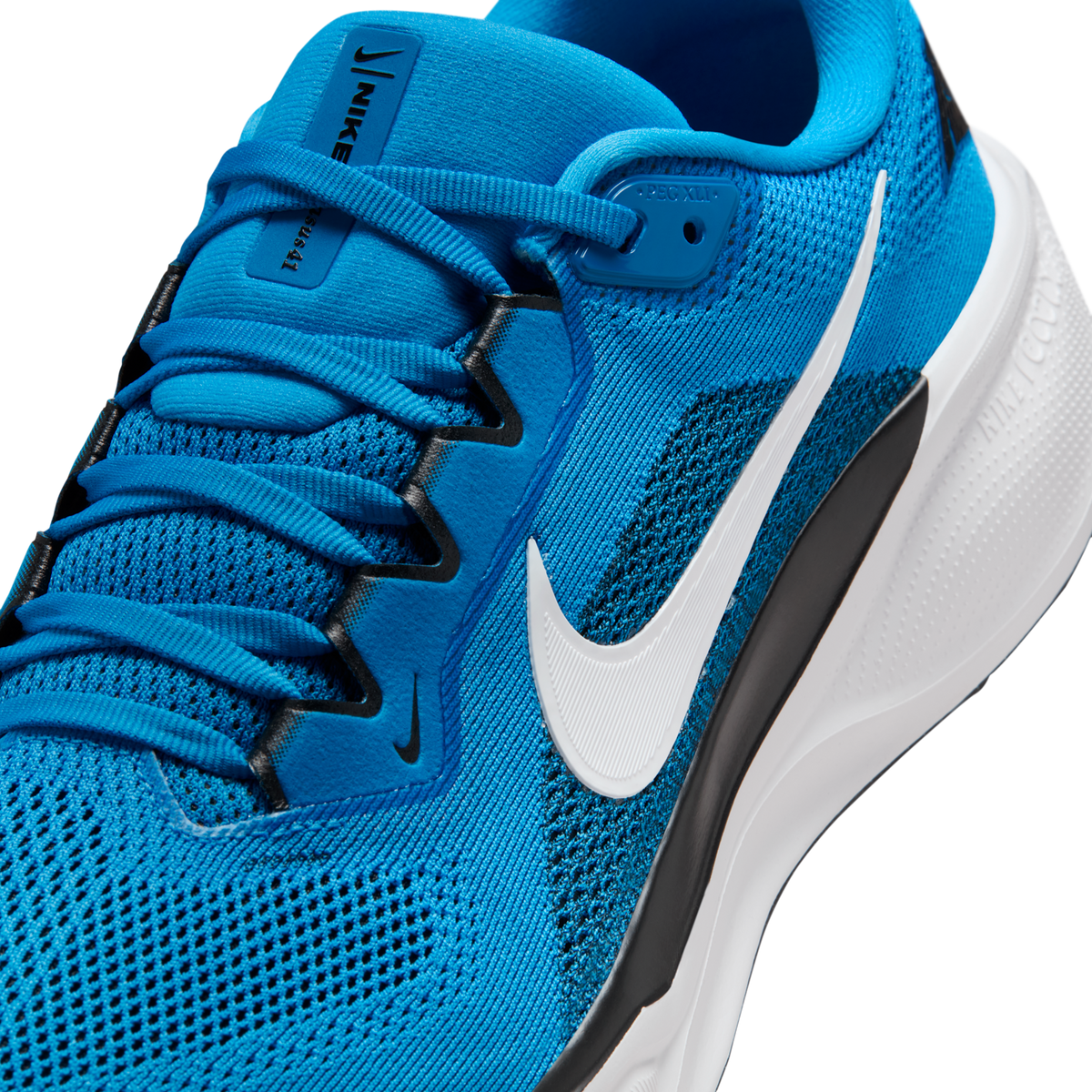 Nike Air Zoom Pegasus 41 Carolina Panthers (2025) | IB3211-400