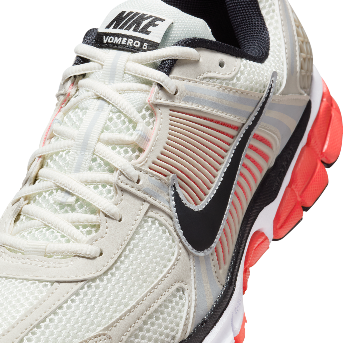 Nike Zoom Vomero 5 Light Orewood Crimson