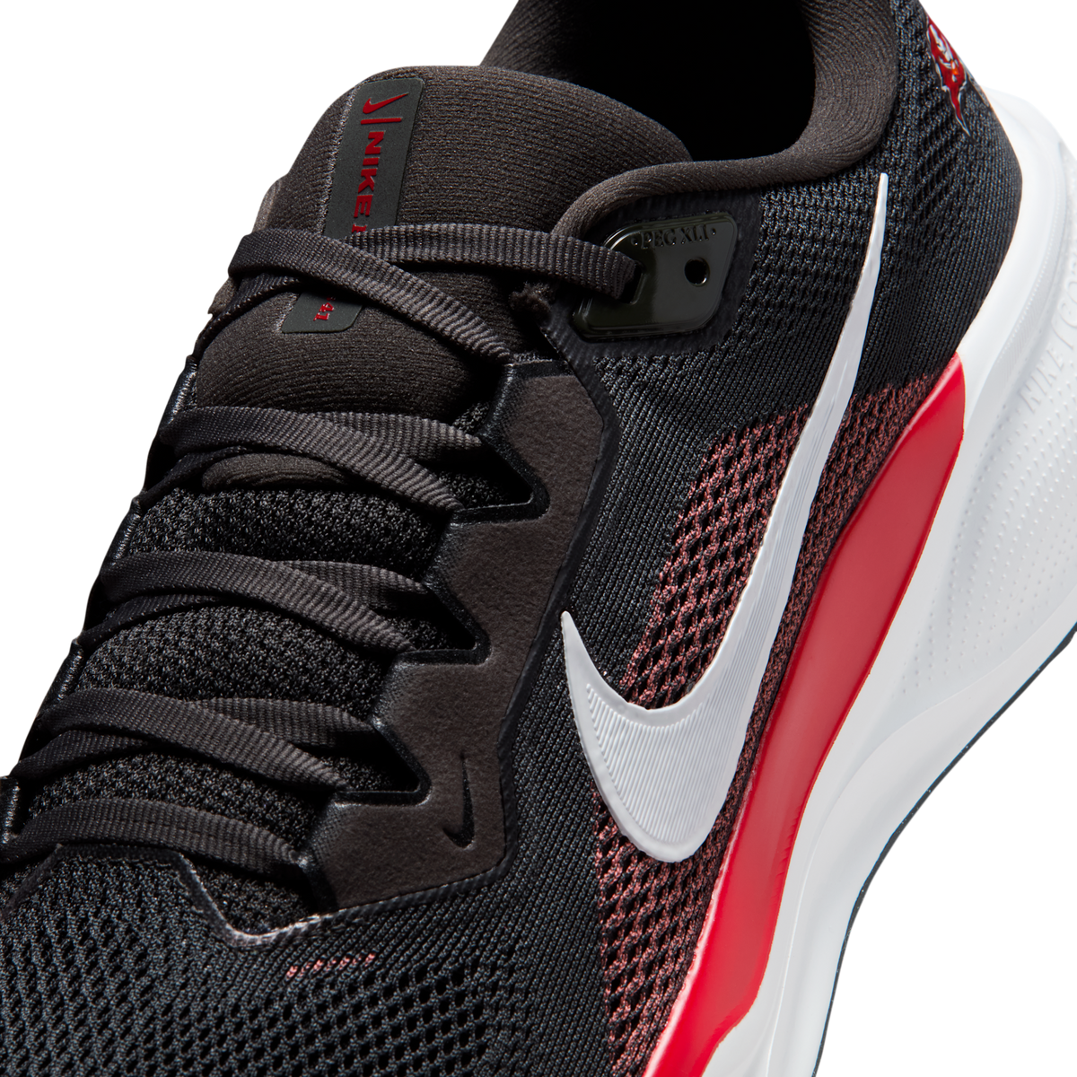 Nike Air Zoom Pegasus 41 Tampa Bay Buccaneers (2025) | IB3198-200