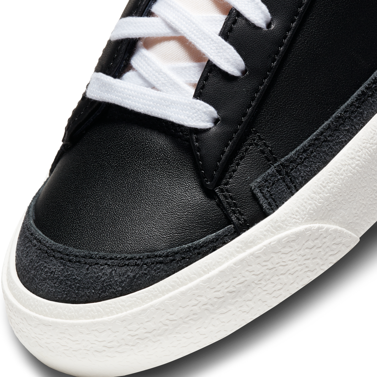 Nike Blazer Low 77 Black White | DA6364-001