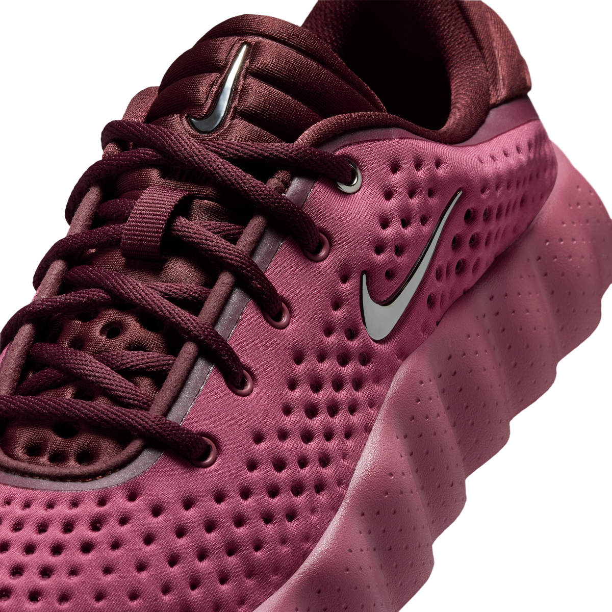Nike Mind 002 Pink Smoke Mystic Dates (Women's)