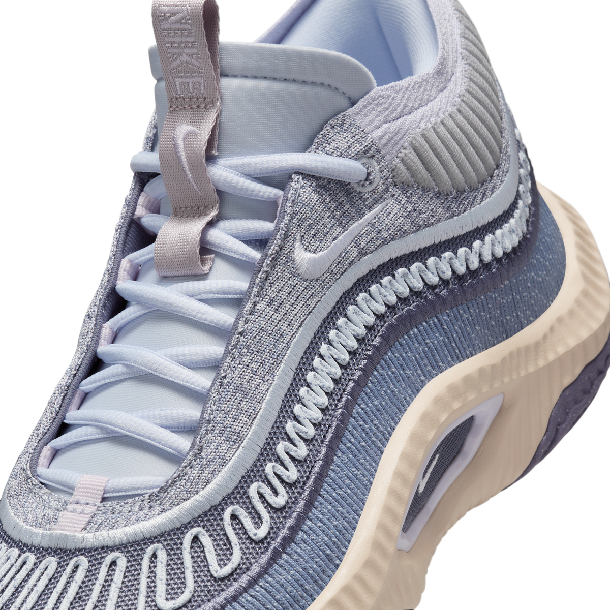 Nike Cosmic Unity 3 Be True To Her School