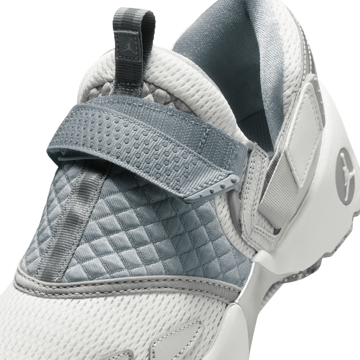 Jordan Trunner LX Wolf Grey Reflective Silver (Women's)