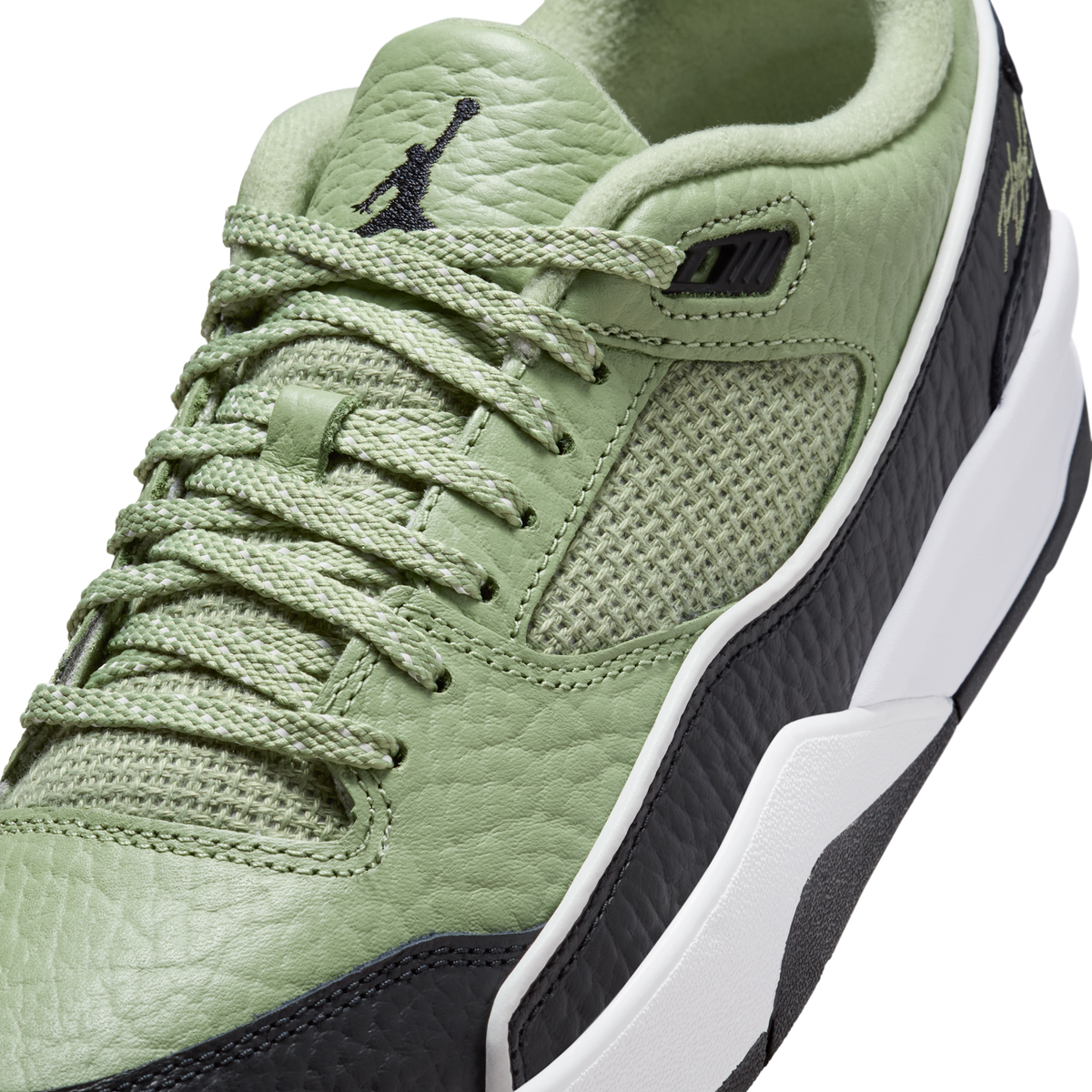 Jordan Flight Court Oil Green Black