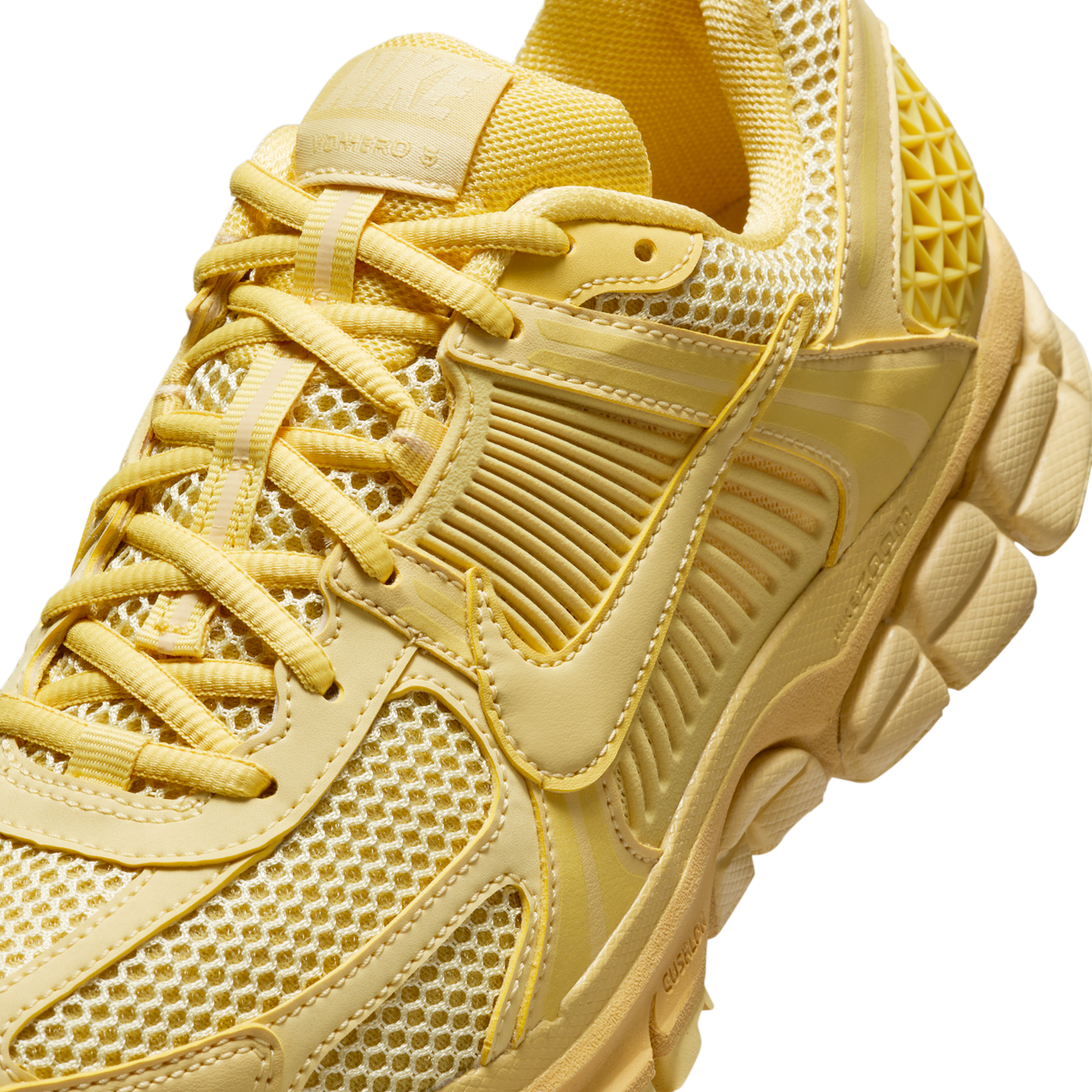 Nike Zoom Vomero 5 Saturn Gold (Women's)