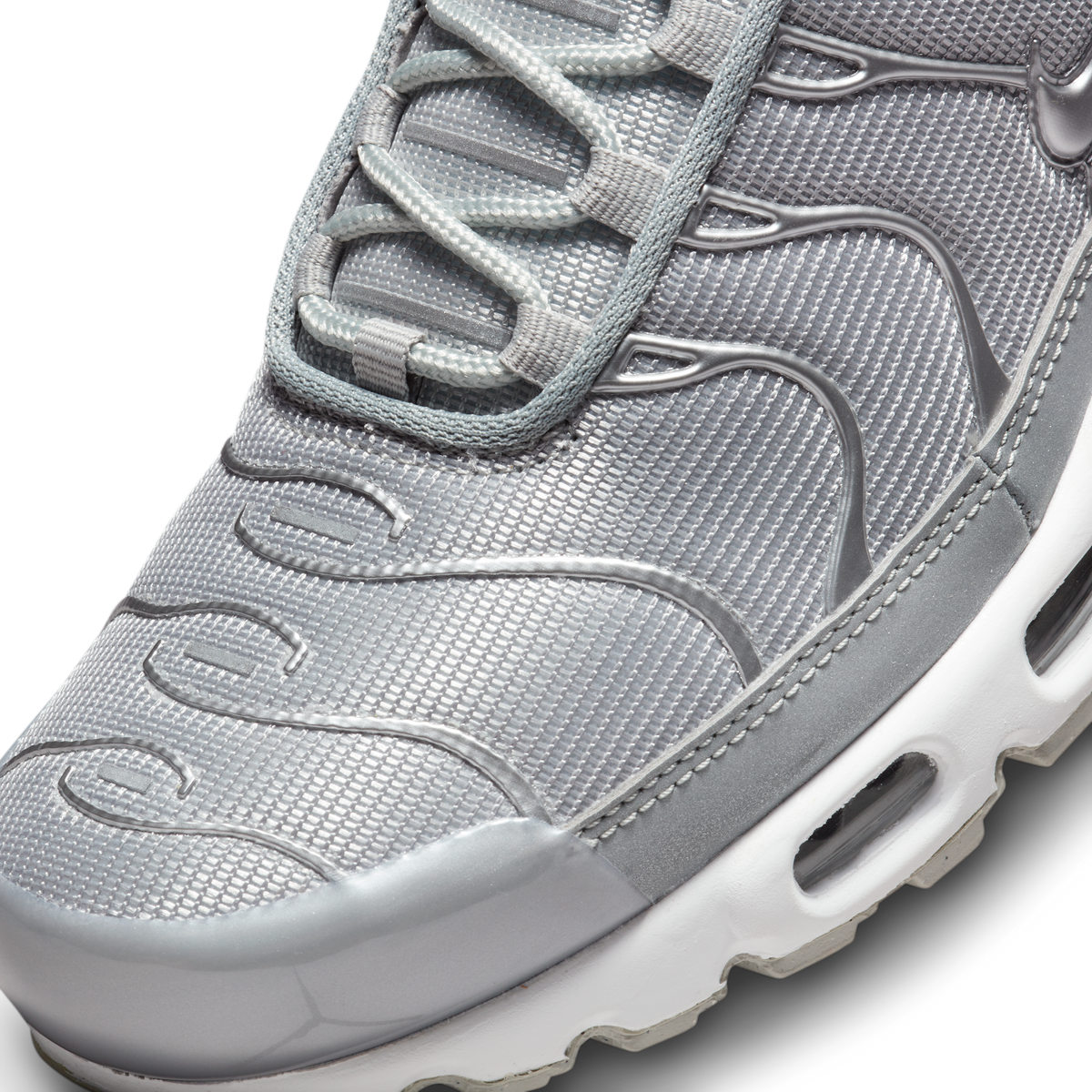 Nike Air Max Plus Metallic Silver | FJ1012-095