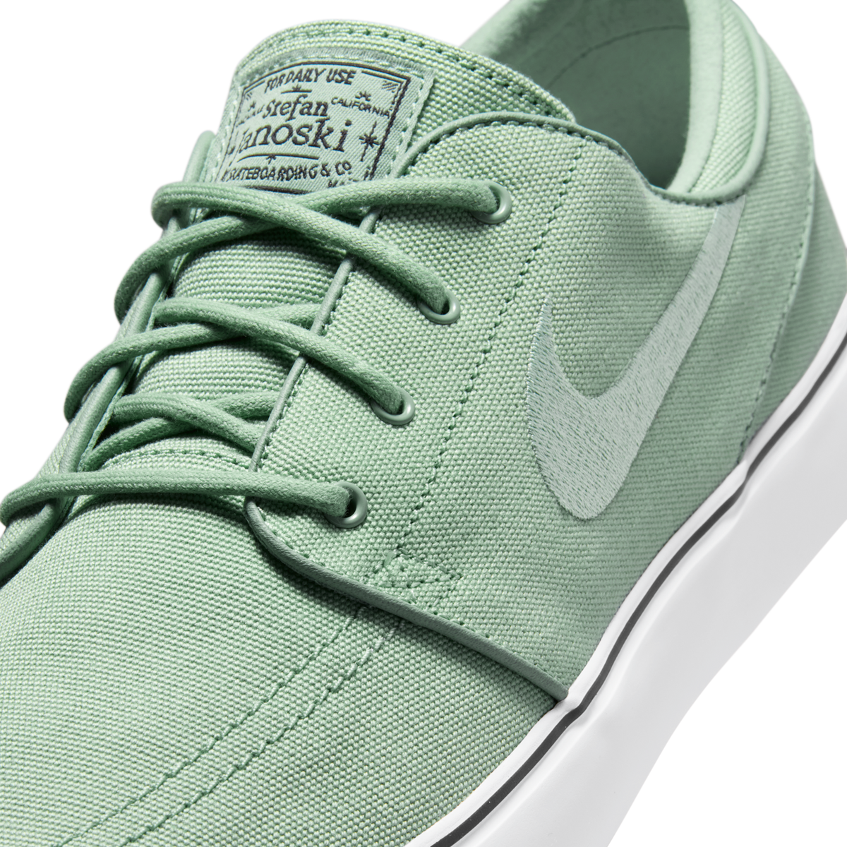 Nike SB Zoom Janoski OG+ Canvas Steam White